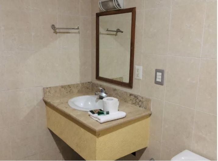 Laguna Hotel Tampico Exterior foto